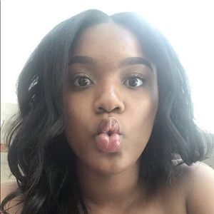 Meet your Posher, Briannah